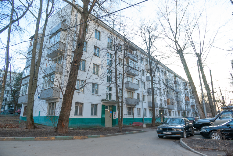 Херсонская улица 36 к4)